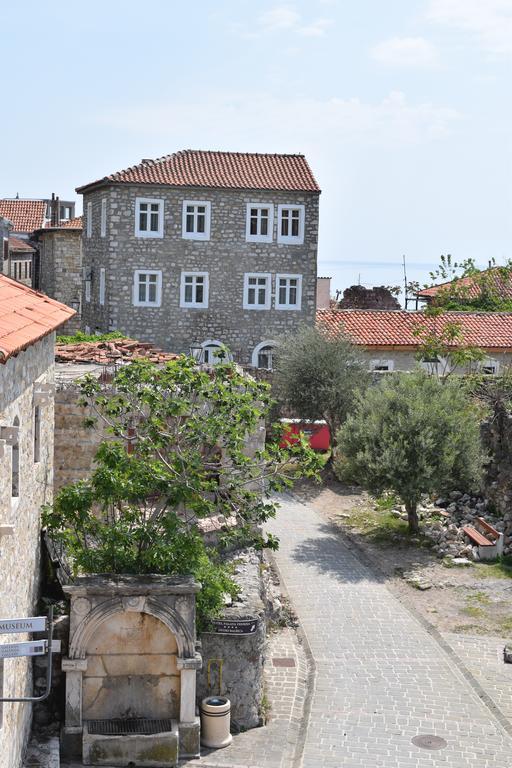 Guesthouse Maritimo Ulcinj Esterno foto