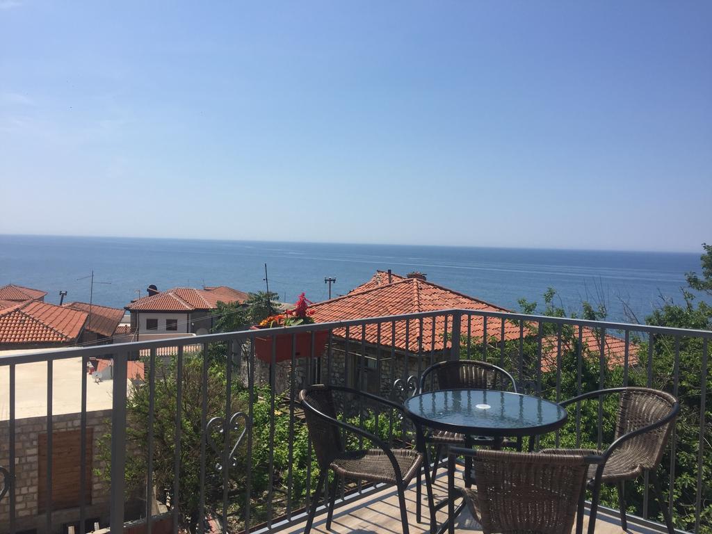 Guesthouse Maritimo Ulcinj Esterno foto